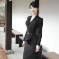 清水 彩依
